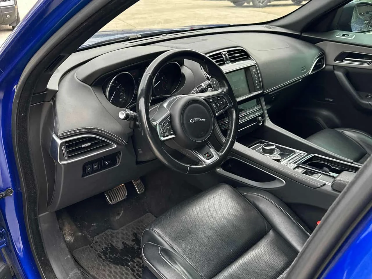 Jaguar F-PACE S/CARFAX/КОЖА/ПОДГРЕВ/ПАНОРАМА/, снимка 5 - Автомобили и джипове - 55077745