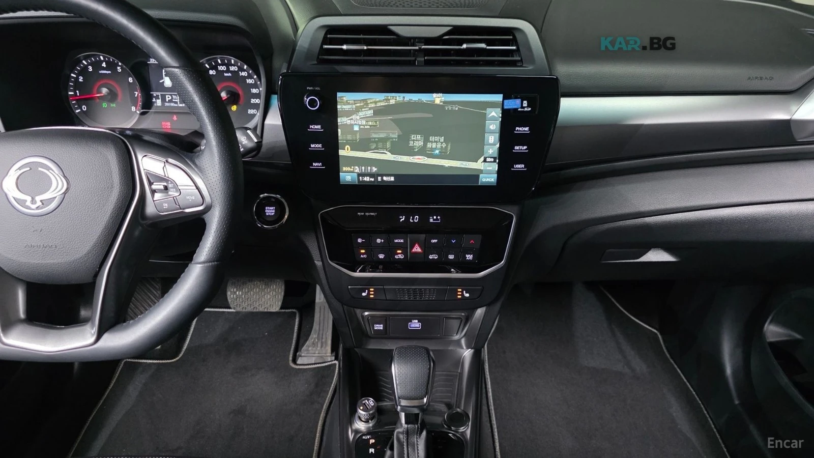 SsangYong Tivoli 1.6* V1* КОЖА* ПОДГРЕВ* КАМЕРА* NAVI* , снимка 13 - Автомобили и джипове - 55314893