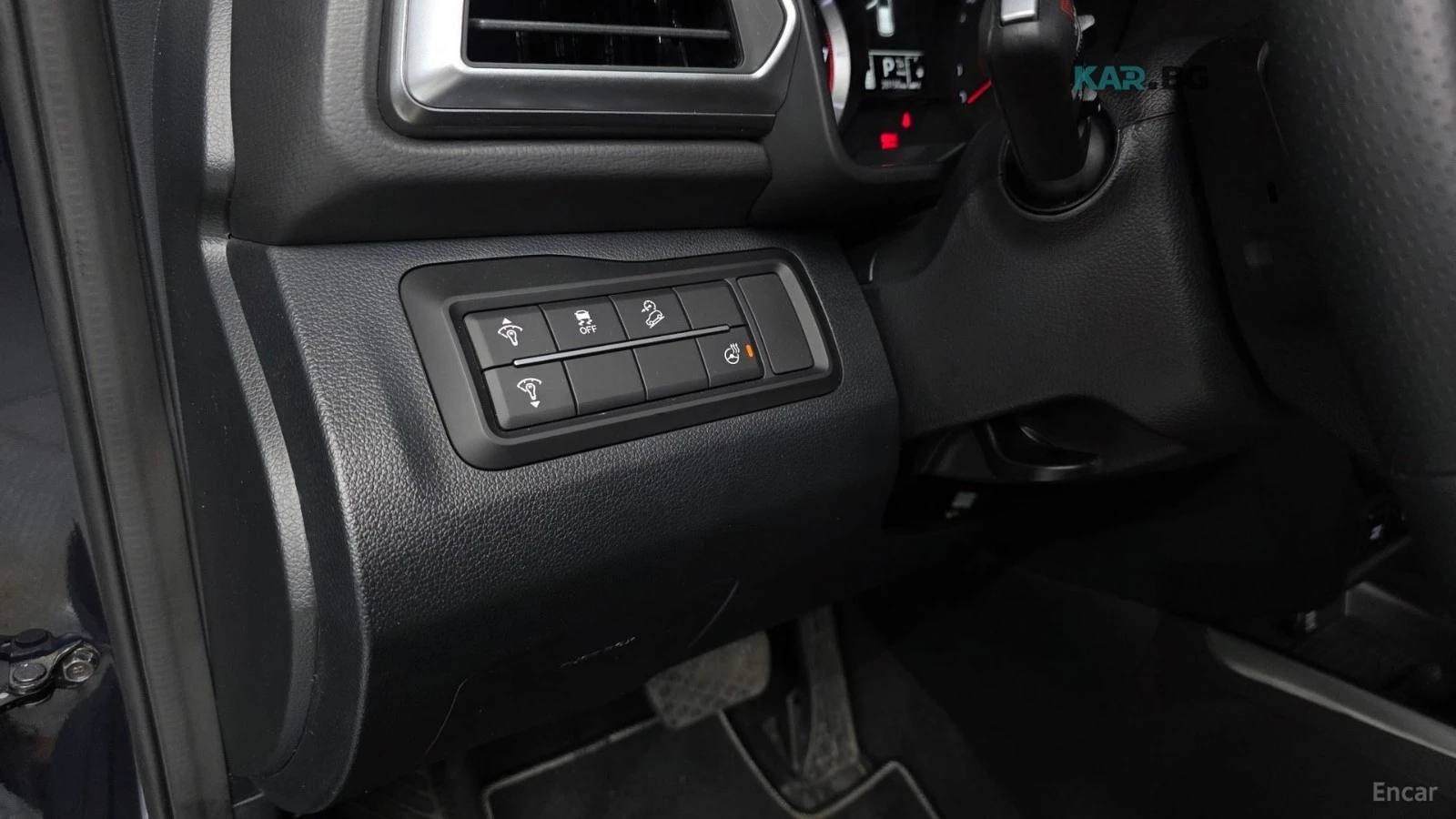 SsangYong Tivoli 1.6* V1* КОЖА* ПОДГРЕВ* КАМЕРА* NAVI* , снимка 11 - Автомобили и джипове - 55314893