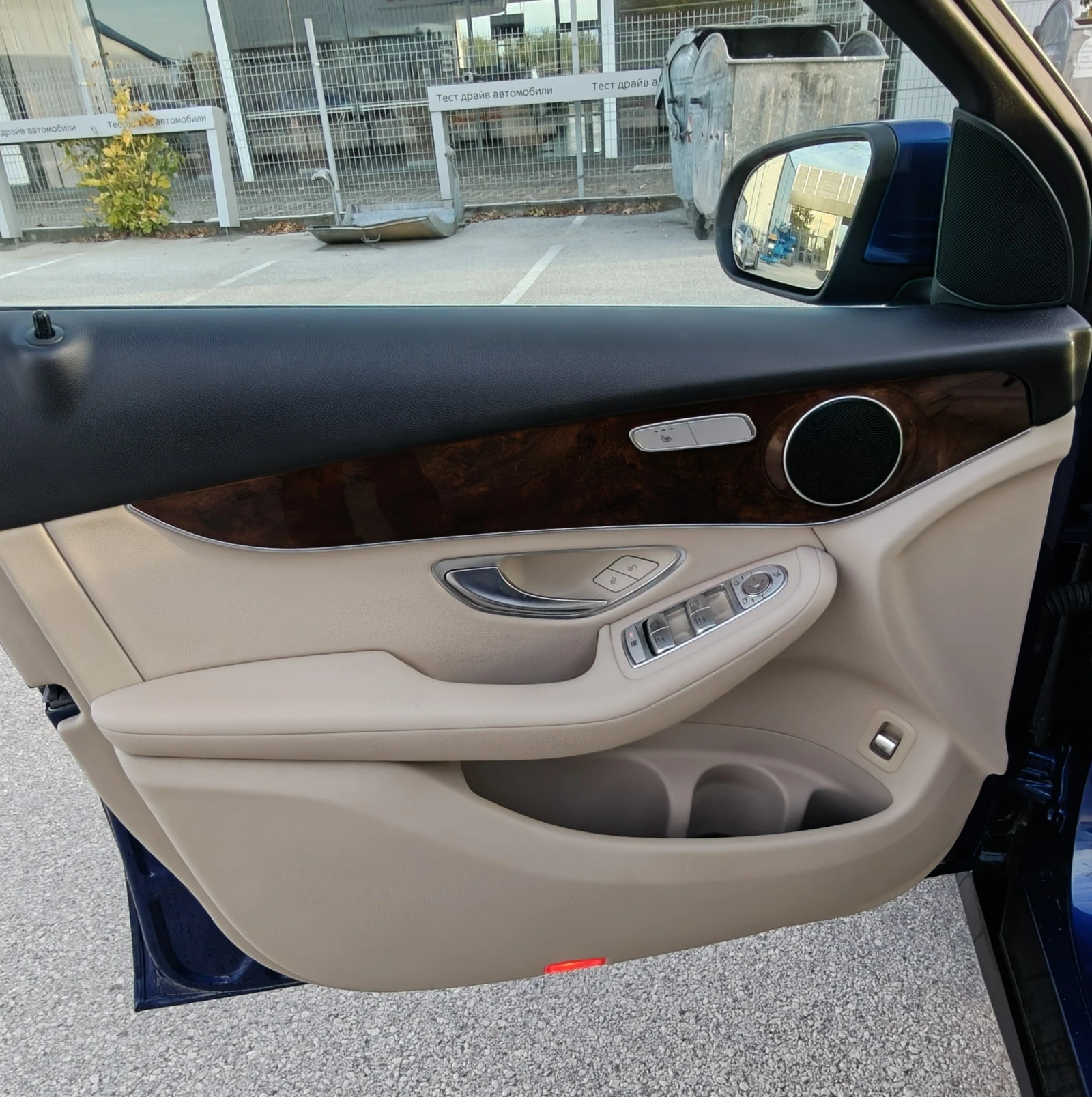 Mercedes-Benz GLC 350 4M AIRMATIC, снимка 7 - Автомобили и джипове - 56587452