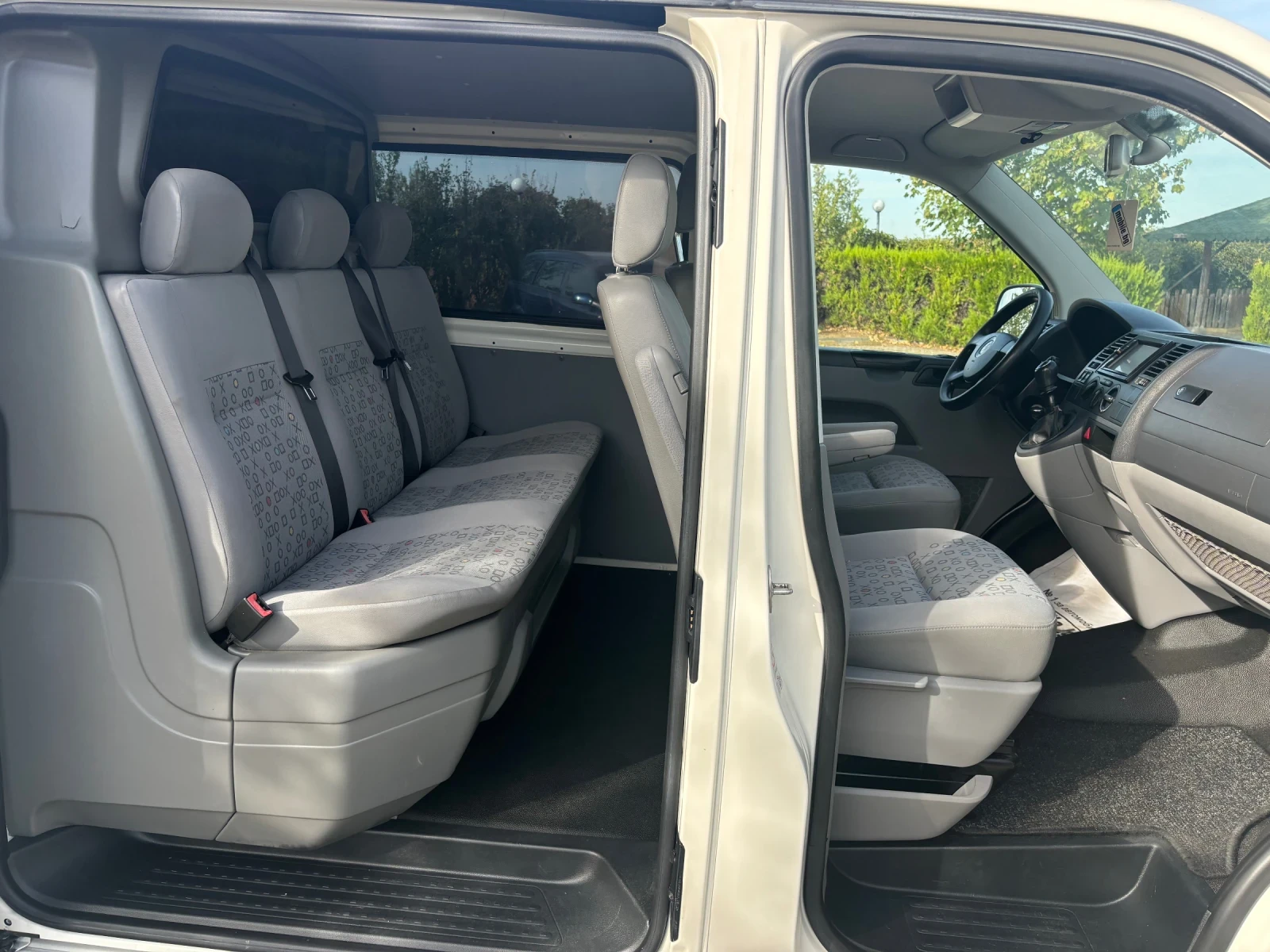 VW Transporter 2.5TDI - изображение 10