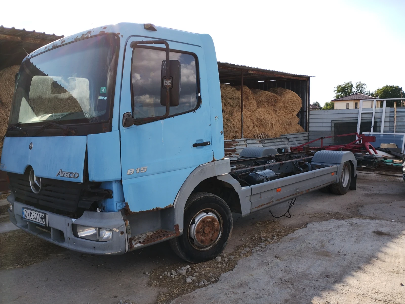 Mercedes-Benz 815