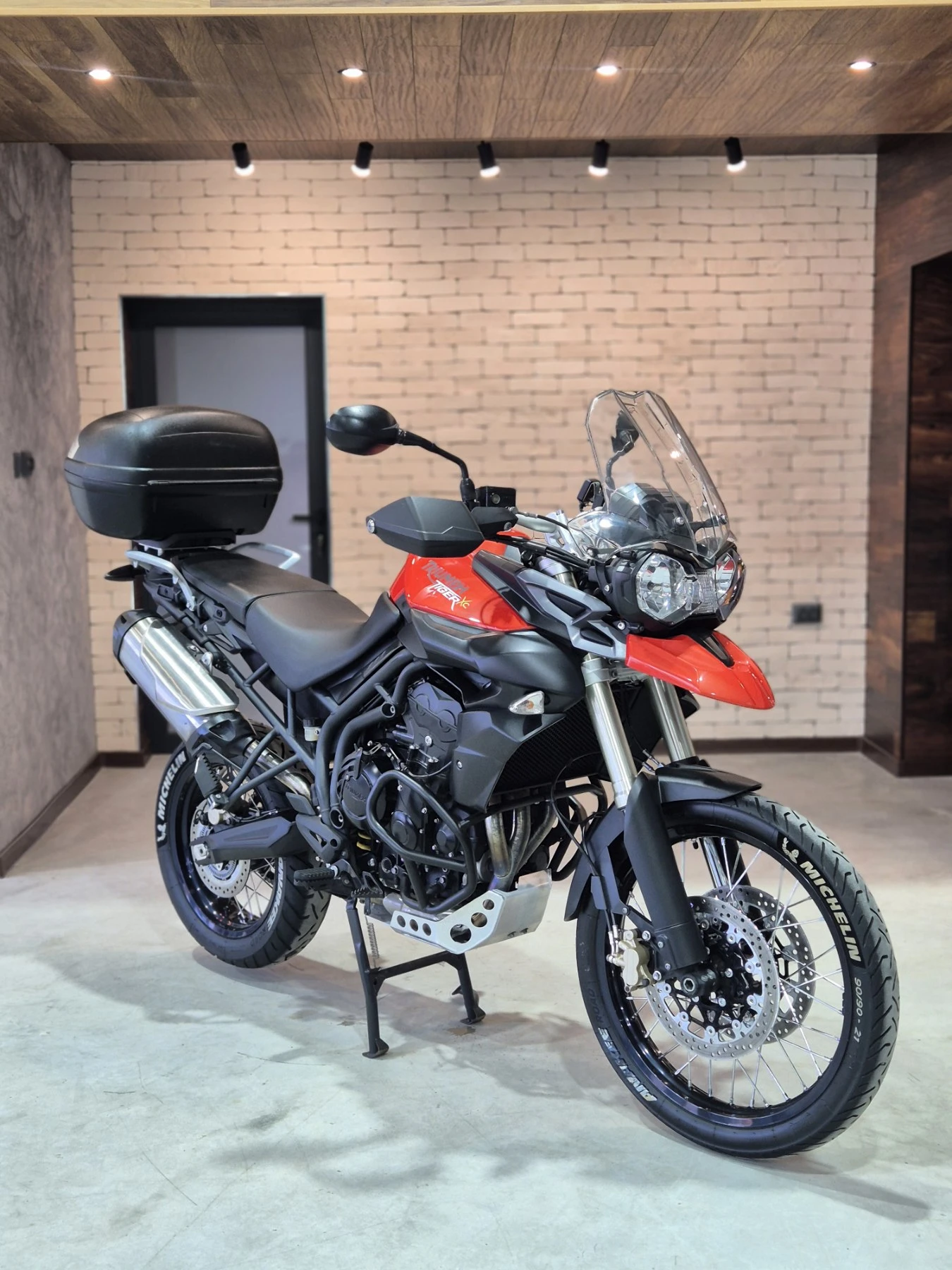 Triumph Tiger 800 XC ТОП!!! Нов внос ШВЕЙЦАРИЯ!!! | Auto.bg — изображение 1