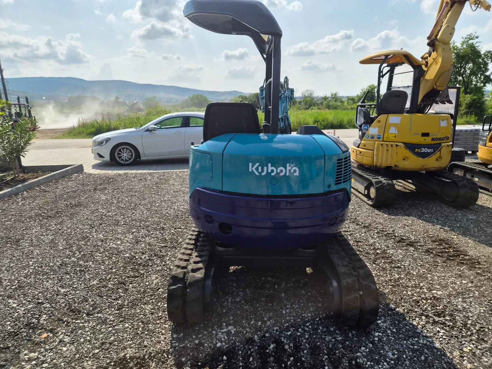 Багер Kubota 2 тонен /  ПЕРФЕКТЕН ТЕХНИЧЕСКИ / НАЛИЧЕН !, снимка 4 - Индустриална техника - 54792525