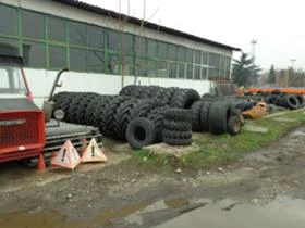 Гуми, снимка 13