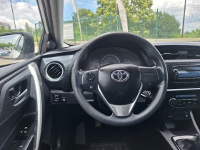 Toyota Auris 1.6-ТОП-132к.с, снимка 13
