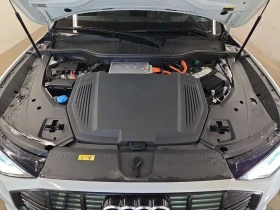 Audi E-Tron * TECHNIK * CARFAX * БЕЗ ПЪРВОНАЧАЛНА ВНОСКА, снимка 16