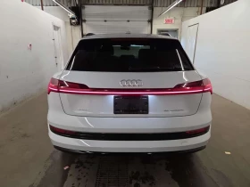Audi E-Tron * TECHNIK * CARFAX * БЕЗ ПЪРВОНАЧАЛНА ВНОСКА, снимка 17