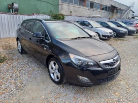 Opel Astra КАТО НОВА, GT SPORT SPECIAL, 1.4T 140 К.С 6 СК., снимка 1