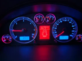 VW Sharan 1.9Tdi-Business | Mobile.bg    11