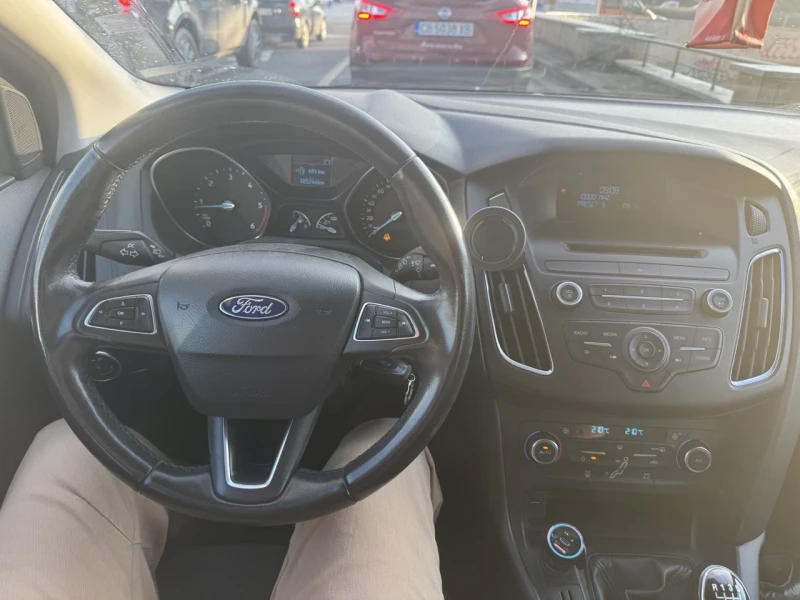 Ford Focus 1.6 TDCi, снимка 6 - Автомобили и джипове - 49171376