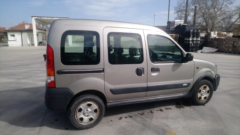 Renault Kangoo 4х4, снимка 3 - Автомобили и джипове - 49504521