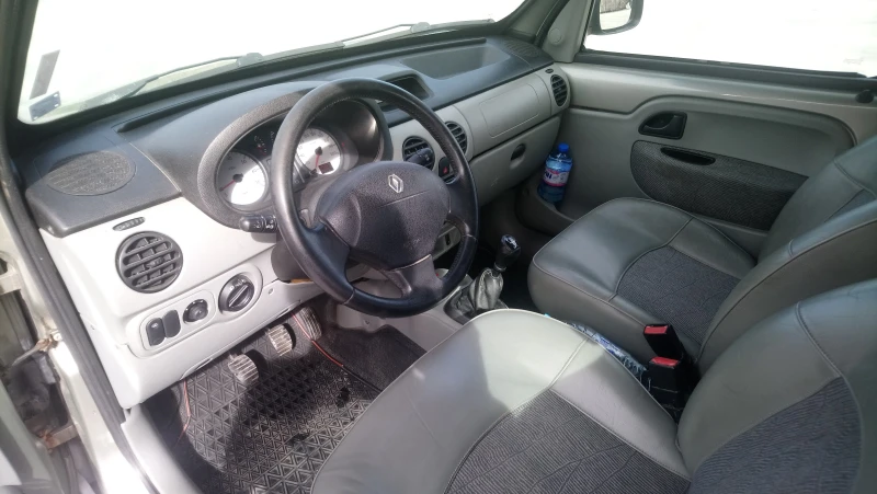 Renault Kangoo 4х4, снимка 8 - Автомобили и джипове - 49504521