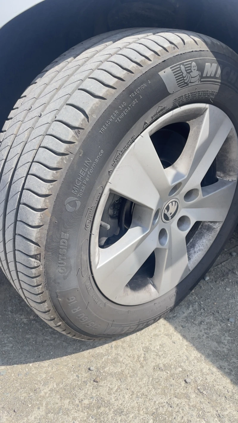 Skoda Superb 2.0 4х4, снимка 7 - Автомобили и джипове - 51185626