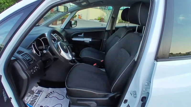 Kia Venga 1, 4 crdi, снимка 8 - Автомобили и джипове - 50809206