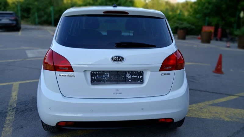 Kia Venga 1, 4 crdi, снимка 6 - Автомобили и джипове - 50809206