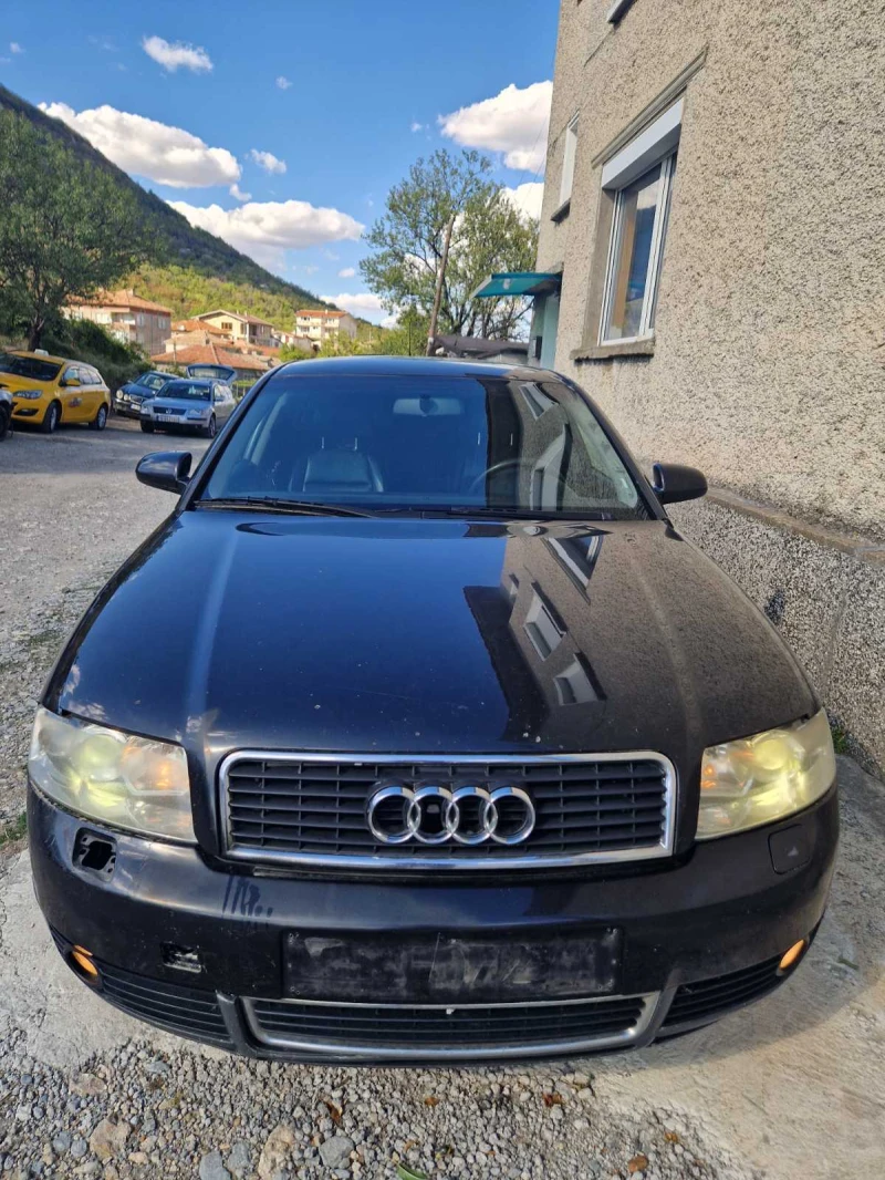 Audi A4 2.5 6ск AYM RNS, снимка 8 - Автомобили и джипове - 52377770