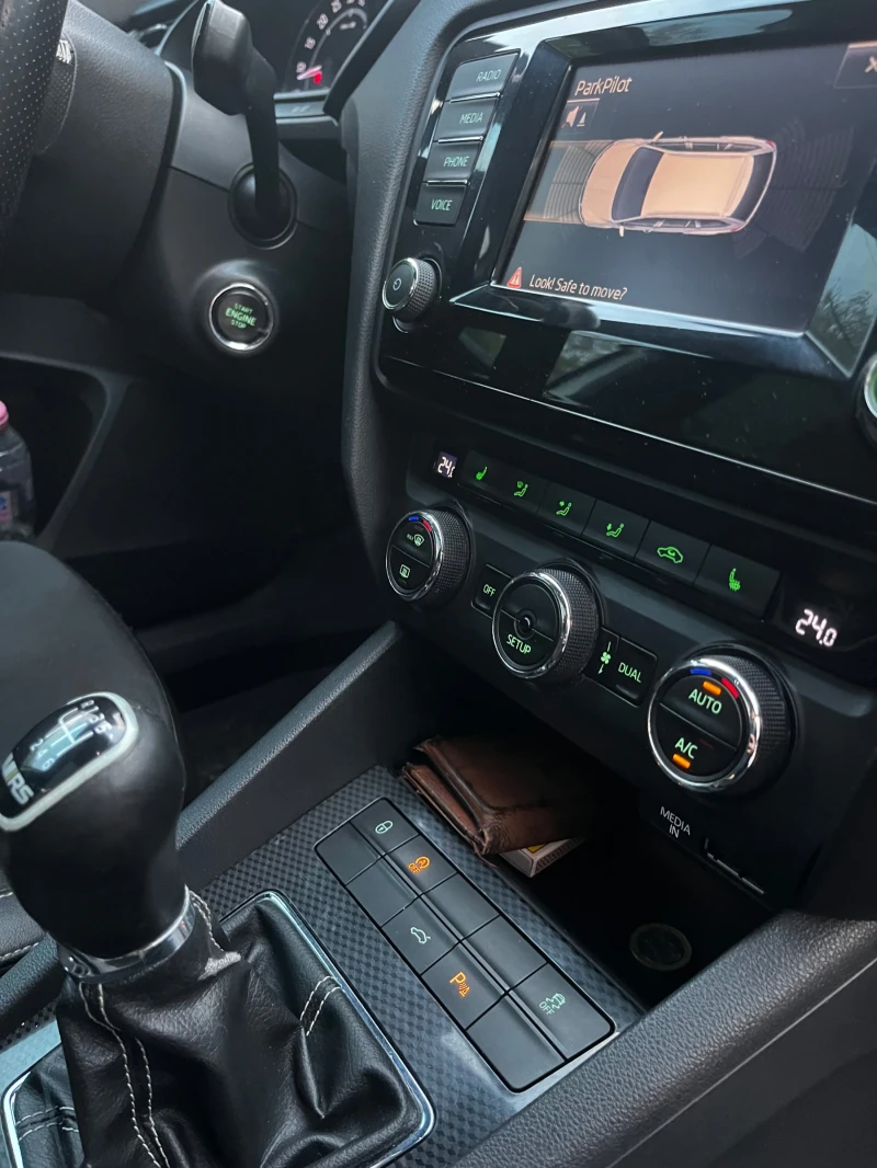 Skoda Octavia keyless, снимка 10 - Автомобили и джипове - 53096153