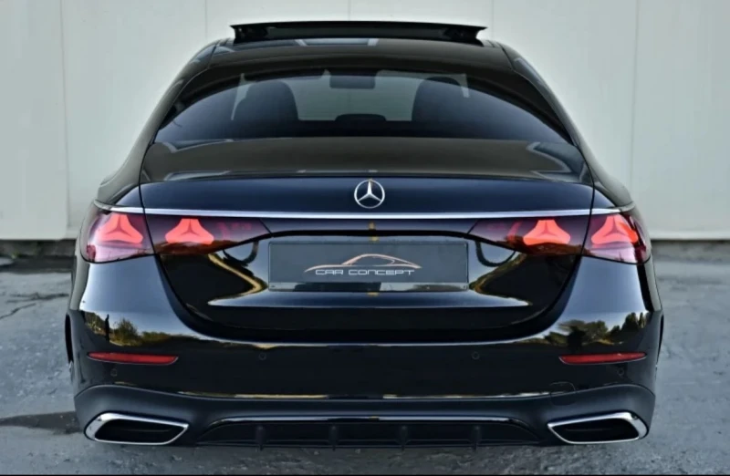 Mercedes-Benz E 220 D AMG OPTIC* SUPERSCREEN* PANO* BURMESTER* ОБДУХ, снимка 5 - Автомобили и джипове - 53235929