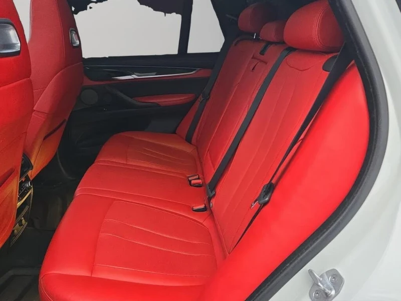 BMW X5M xDrive* M Power* АвтоКредит* (ЦЕНА ДО БГ), снимка 7 - Автомобили и джипове - 53540629