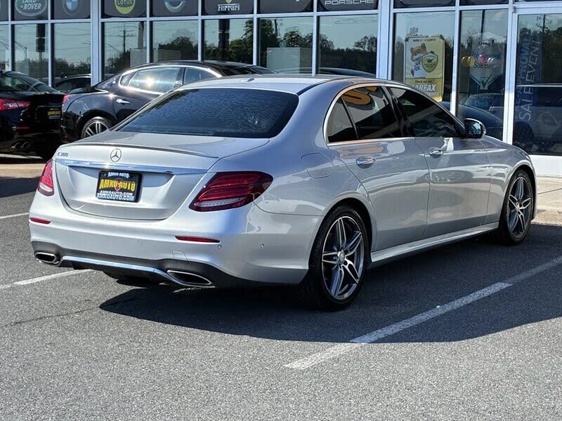 Mercedes-Benz E 300  - изображение 4
