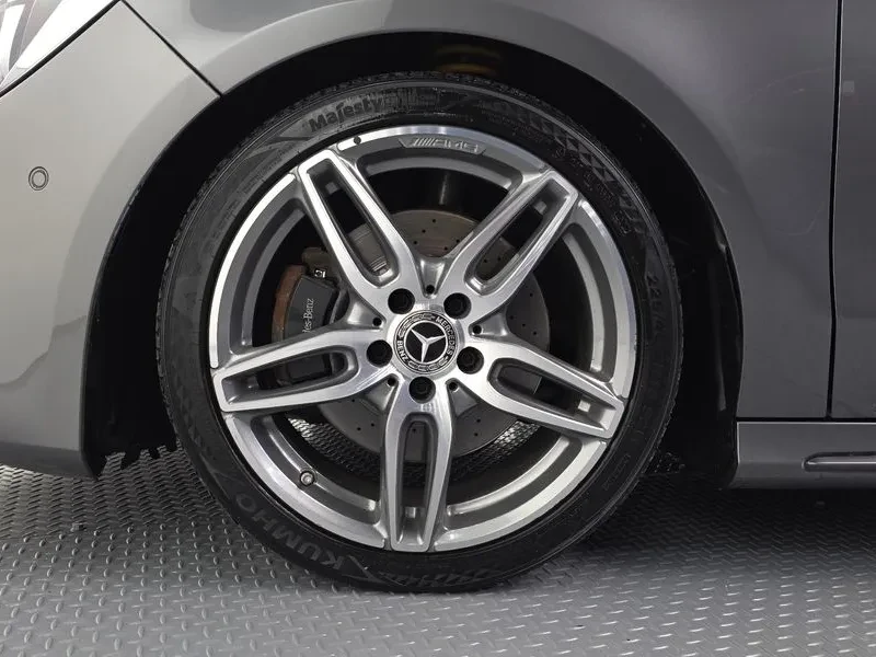 Mercedes-Benz CLA 2.5, снимка 5 - Автомобили и джипове - 54287784