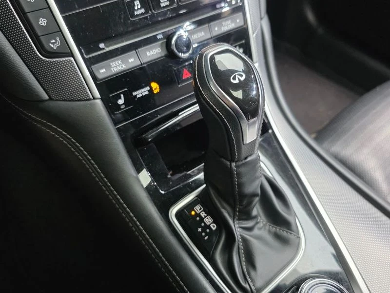 Infiniti Q50 3.5 Automatic, снимка 9 - Автомобили и джипове - 55975941