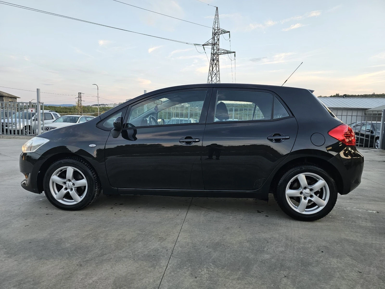 Toyota Auris 2.0 D4-D - изображение 8