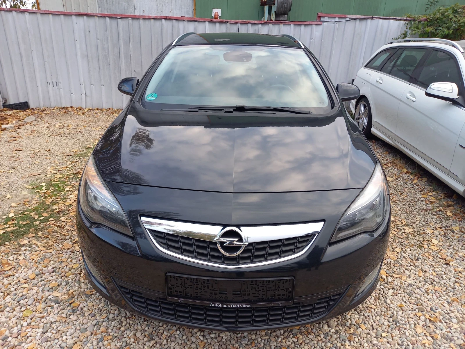 Opel Astra КАТО НОВА, GT SPORT SPECIAL, 1.4T 140 К.С 6 СК. - изображение 2