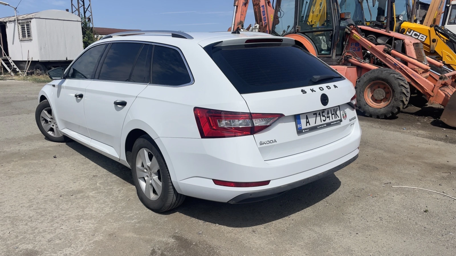 Skoda Superb 2.0 4х4 - изображение 4