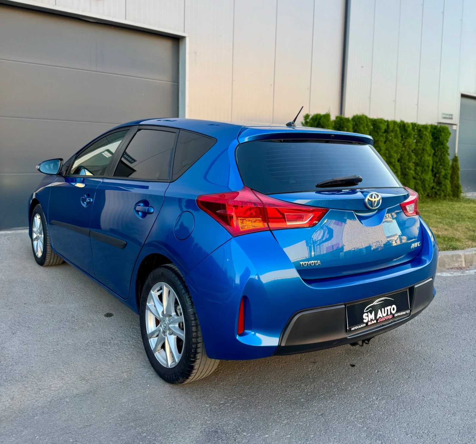 Toyota Auris  - изображение 3