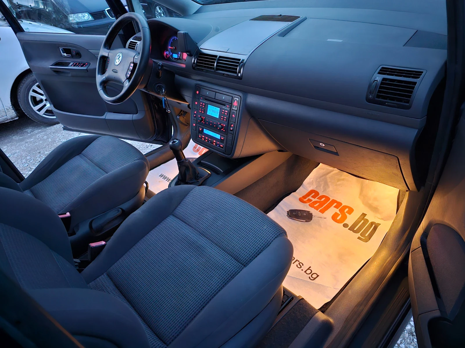 VW Sharan 1.9Tdi-Business - изображение 8