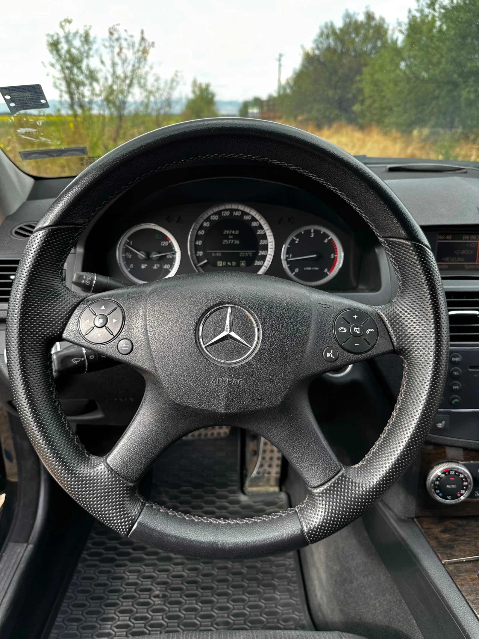 Mercedes-Benz C 220  - изображение 9