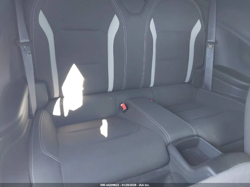 Chevrolet Camaro 1LT - изображение 8