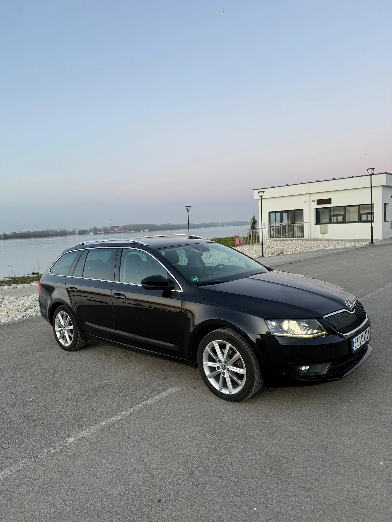Skoda Octavia 2.0TDI Първи собственик - изображение 4