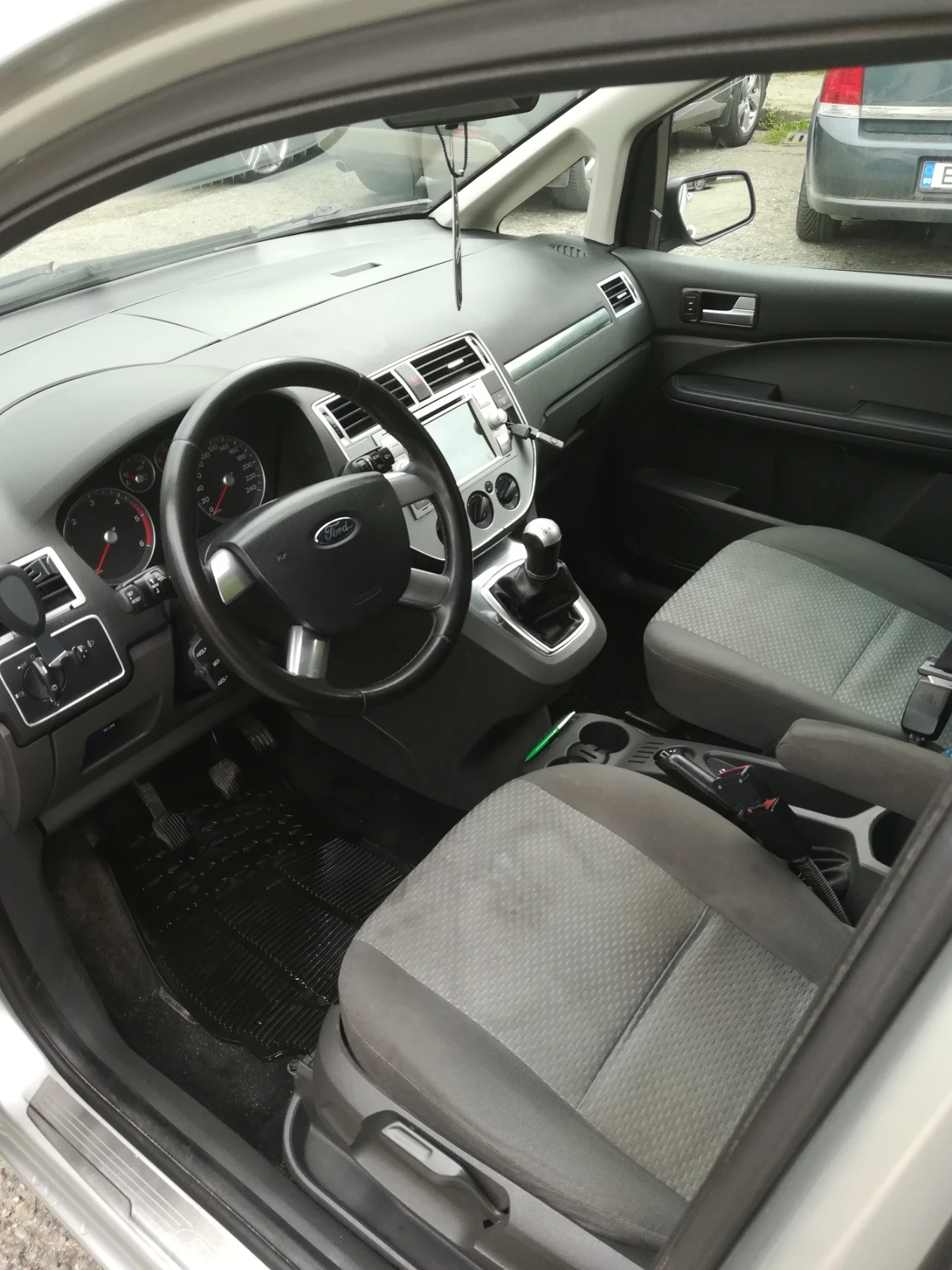 Ford C-max Титаниум 1.8, снимка 7 - Автомобили и джипове - 53753441