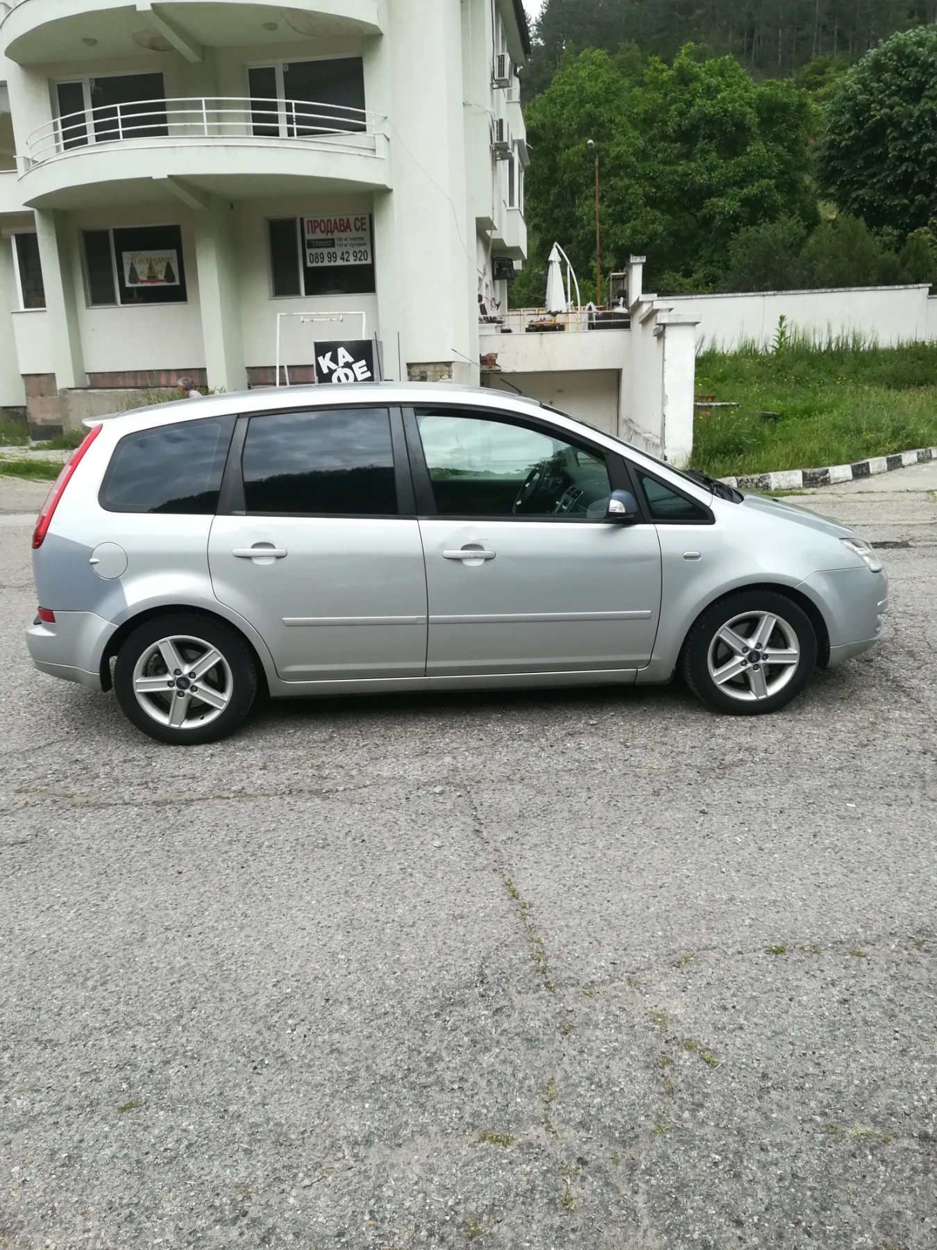 Ford C-max Титаниум 1.8, снимка 2 - Автомобили и джипове - 53753441