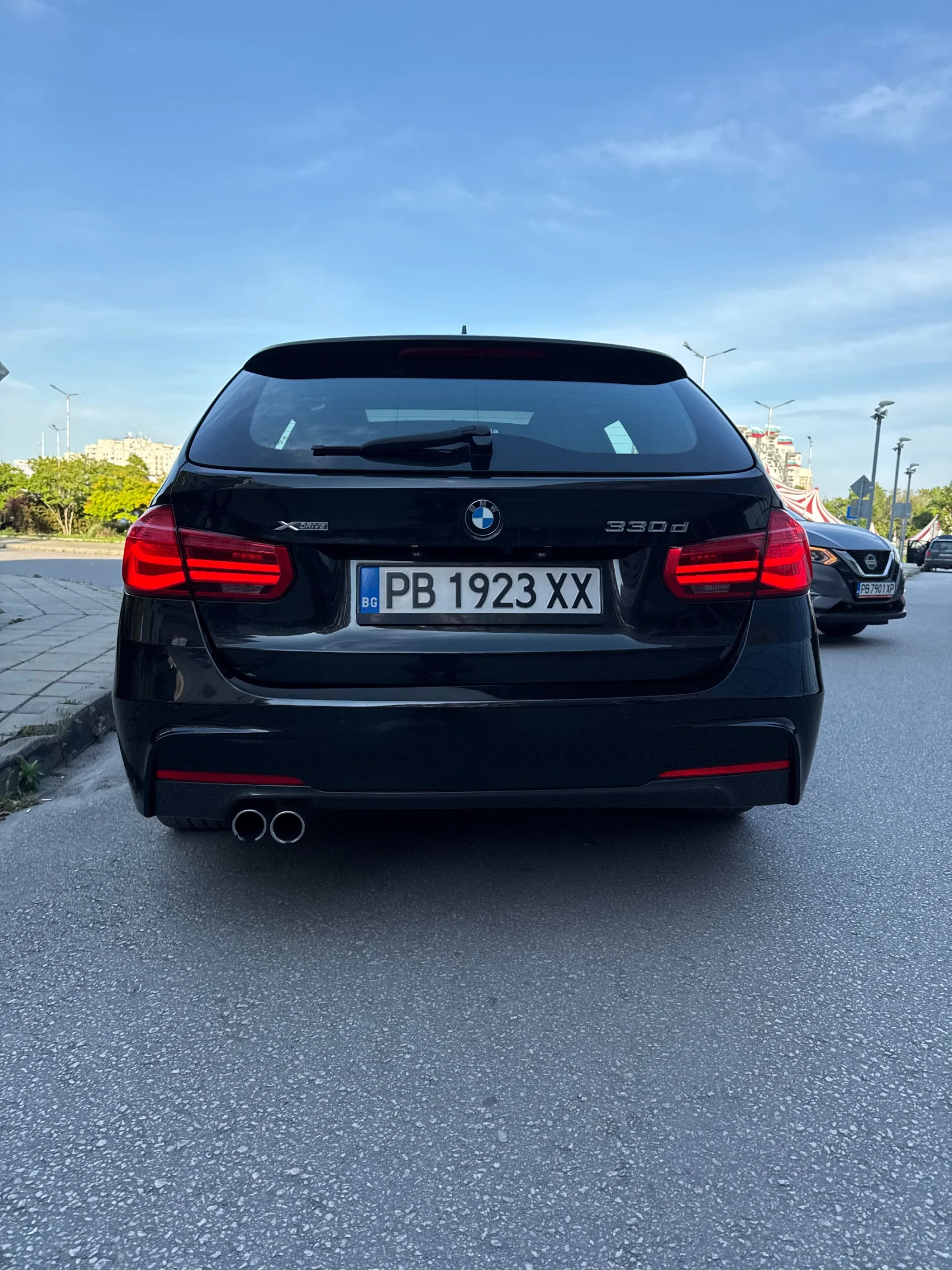 BMW 330 Individual / M-pack / Facelift, снимка 3 - Автомобили и джипове - 53849642