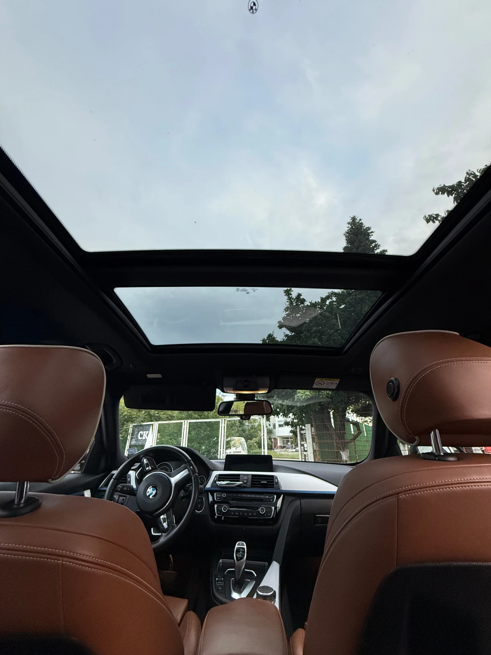 BMW 330 Individual / M-pack / Facelift, снимка 6 - Автомобили и джипове - 53849642