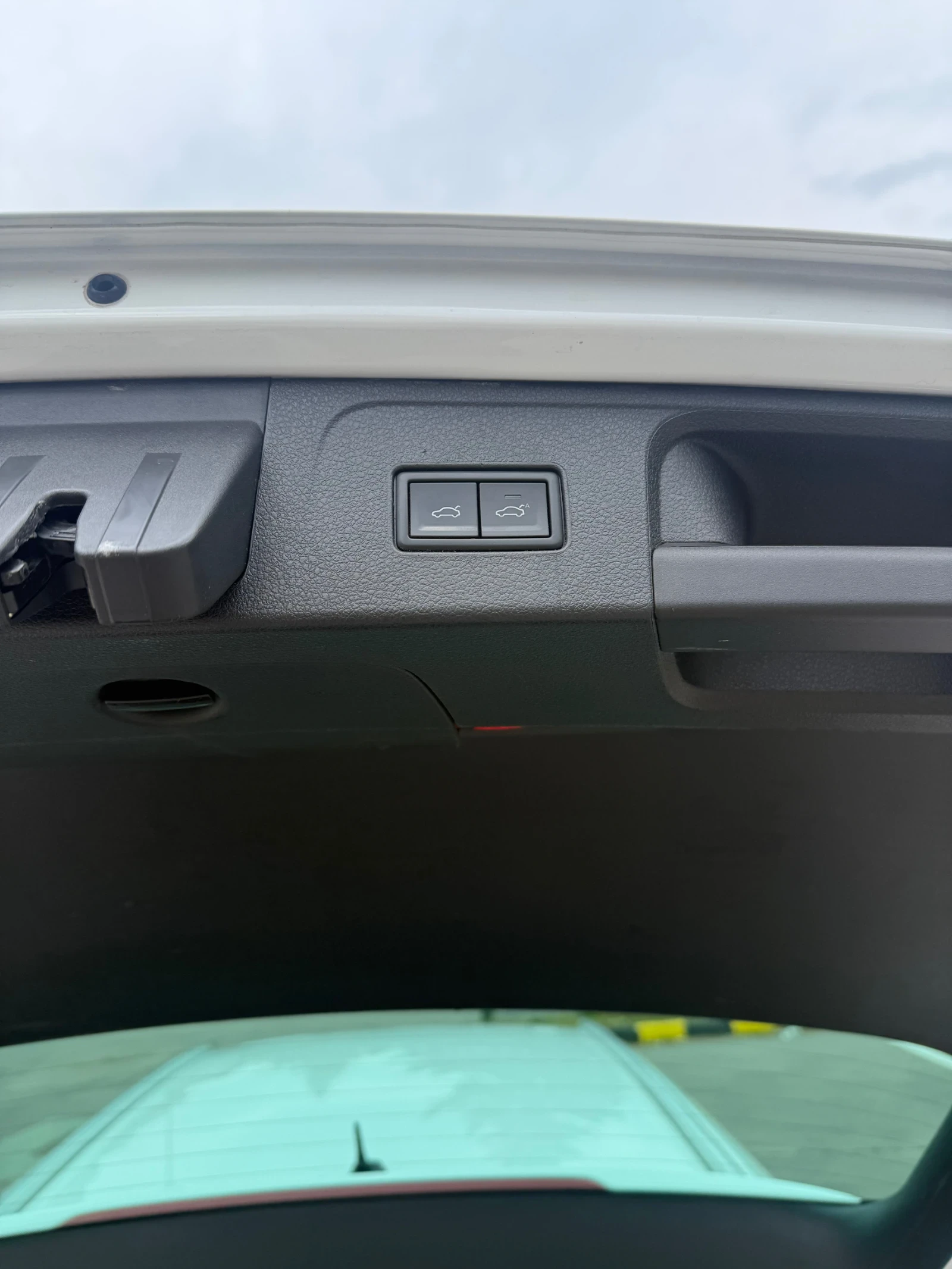 VW Alltrack 2.0TDI/4x4/FULL///, снимка 10 - Автомобили и джипове - 54260047