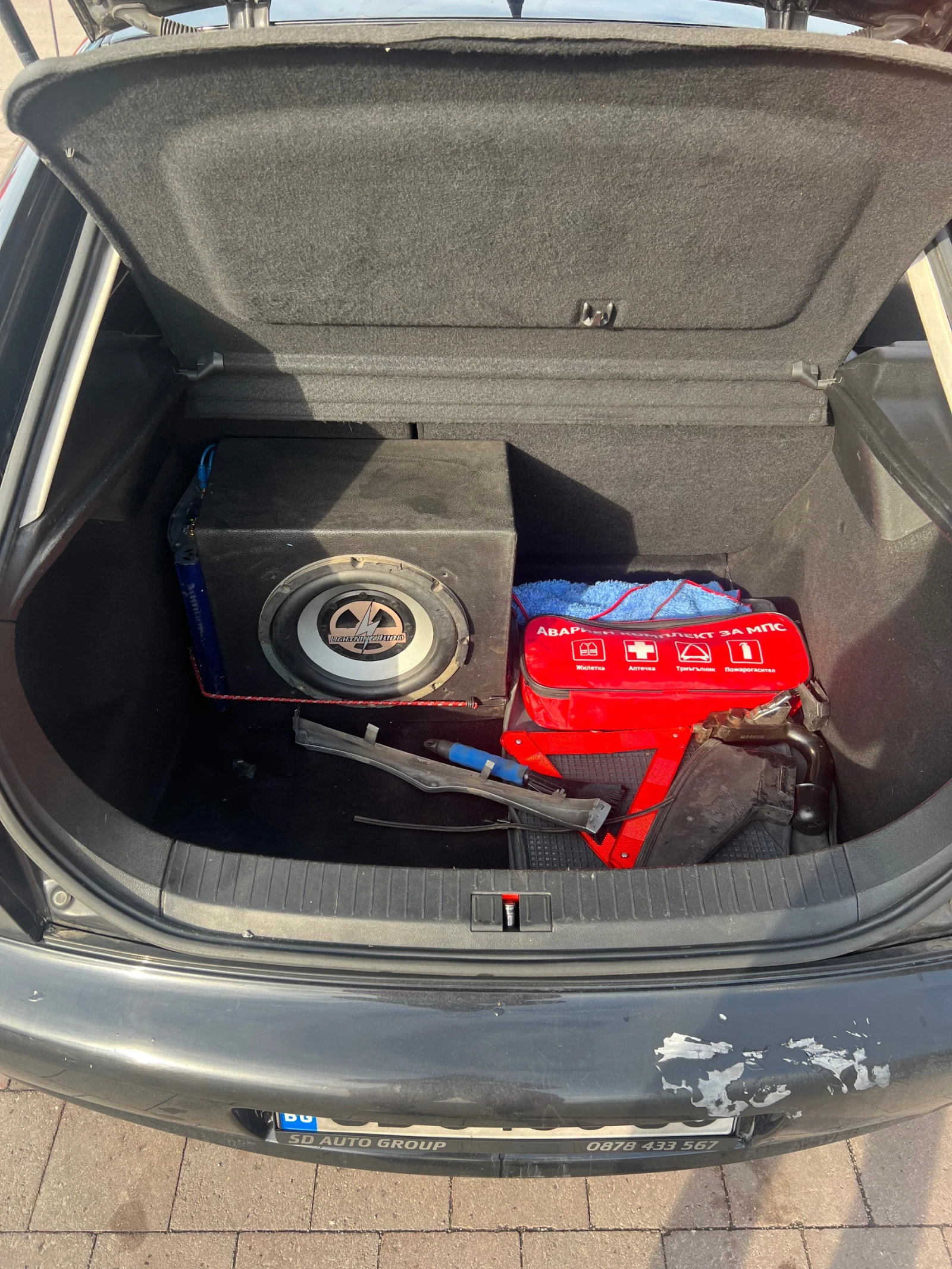 Seat Leon, снимка 13 - Автомобили и джипове - 54359936