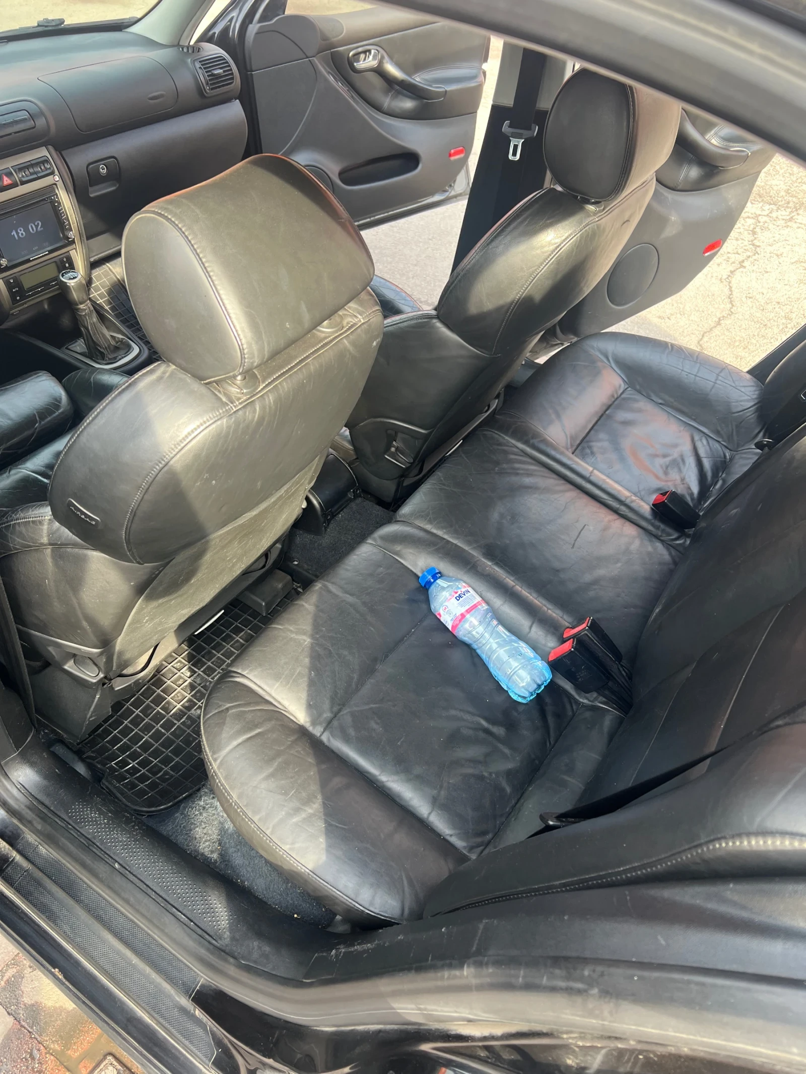 Seat Leon, снимка 9 - Автомобили и джипове - 54359936