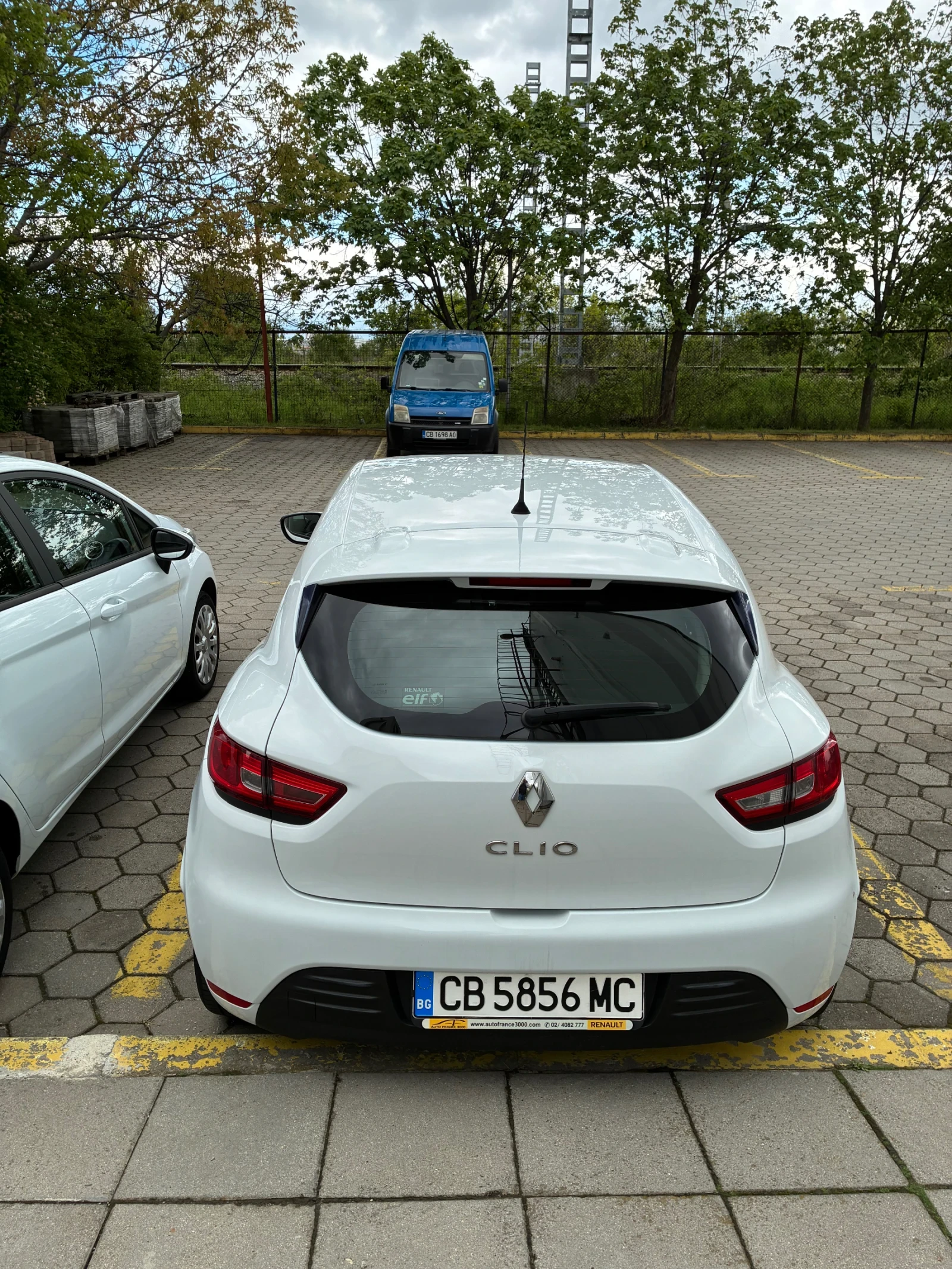 Renault Clio, снимка 3 - Автомобили и джипове - 54406021