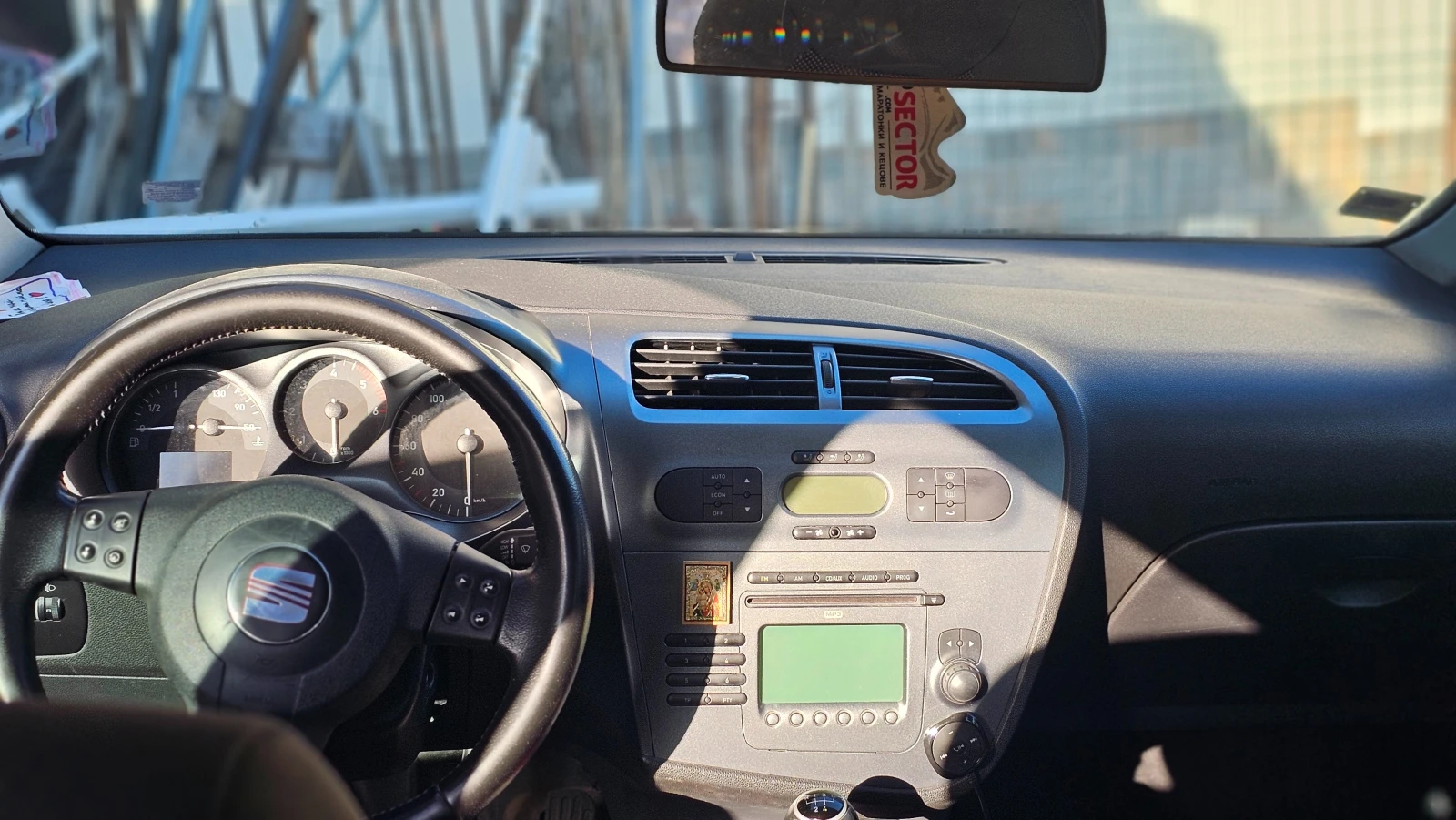 Seat Leon, снимка 8 - Автомобили и джипове - 55031120