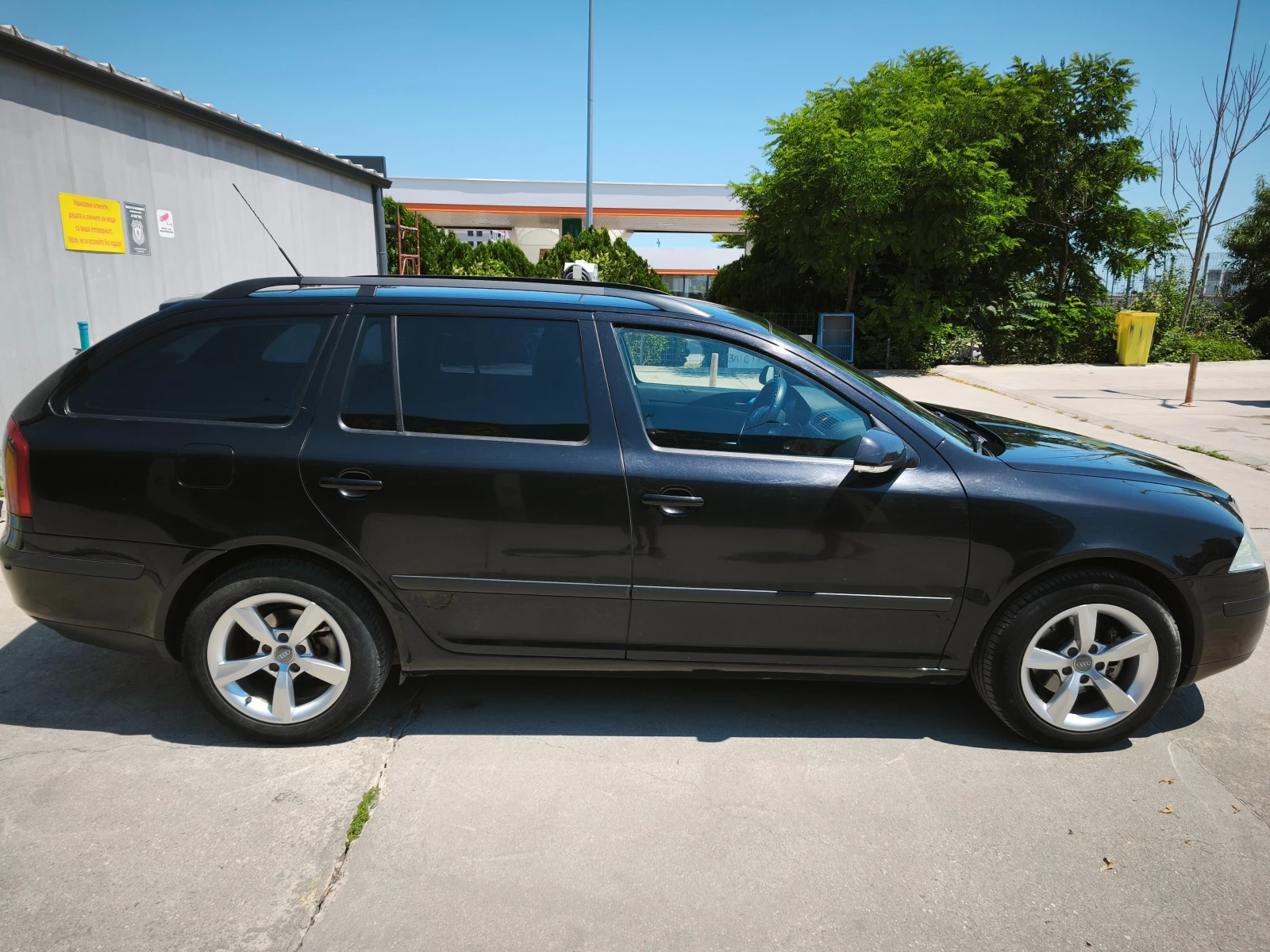Skoda Octavia 2.0 TDI DSG, снимка 4 - Автомобили и джипове - 55038722