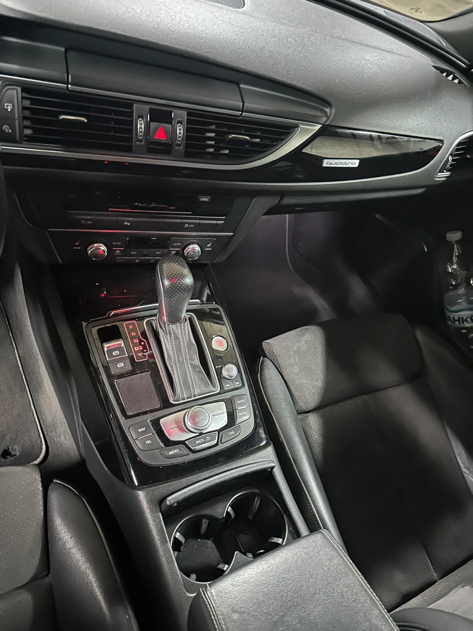 Audi A6, снимка 8 - Автомобили и джипове - 55085074
