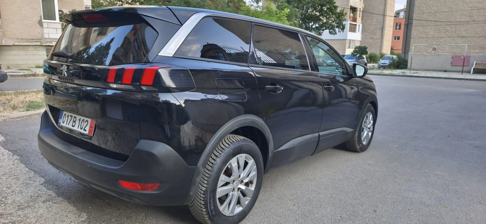 Peugeot 5008 1.5bluehdi 8EAT 6+ 1, снимка 6 - Автомобили и джипове - 55484990
