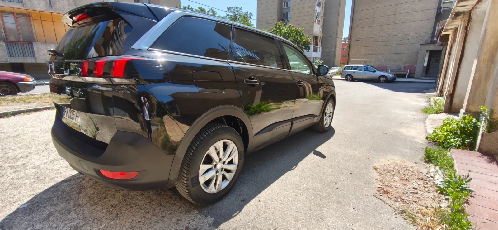 Peugeot 5008 1.5bluehdi 8EAT 6+ 1, снимка 6 - Автомобили и джипове - 55484990