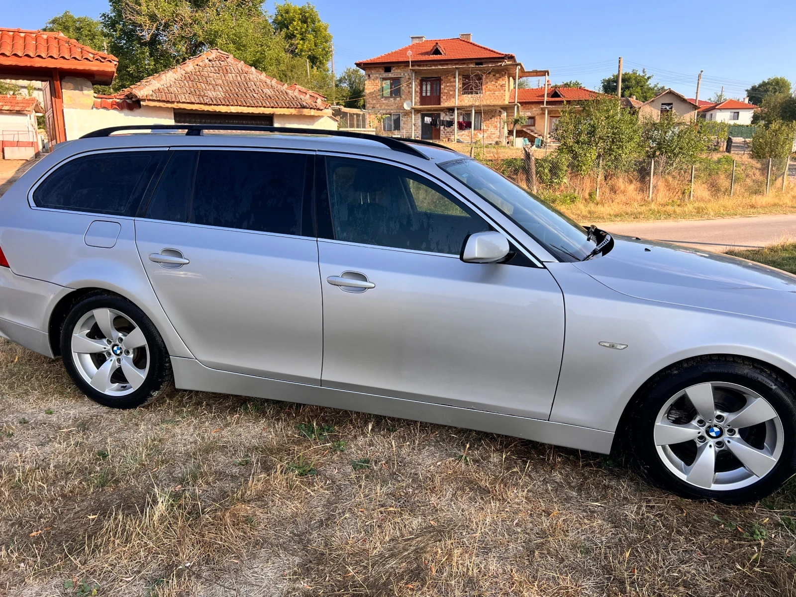 BMW 525, снимка 5 - Автомобили и джипове - 55531747