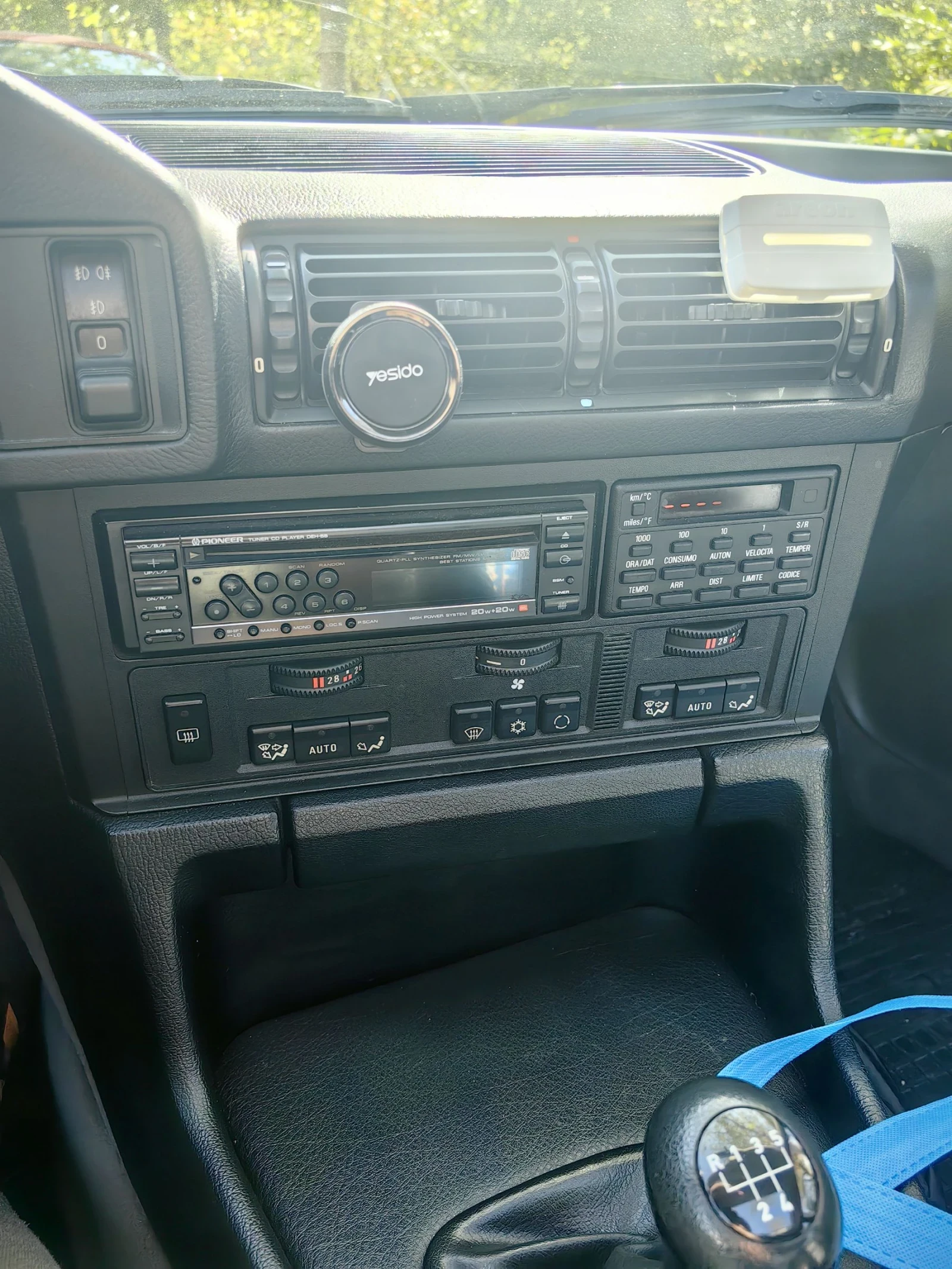 BMW 520, снимка 11 - Автомобили и джипове - 55803495